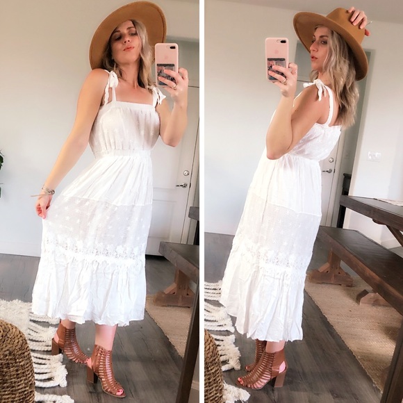 Soft White LACE MIDI Dress w/tie straps - Picture 4 of 8